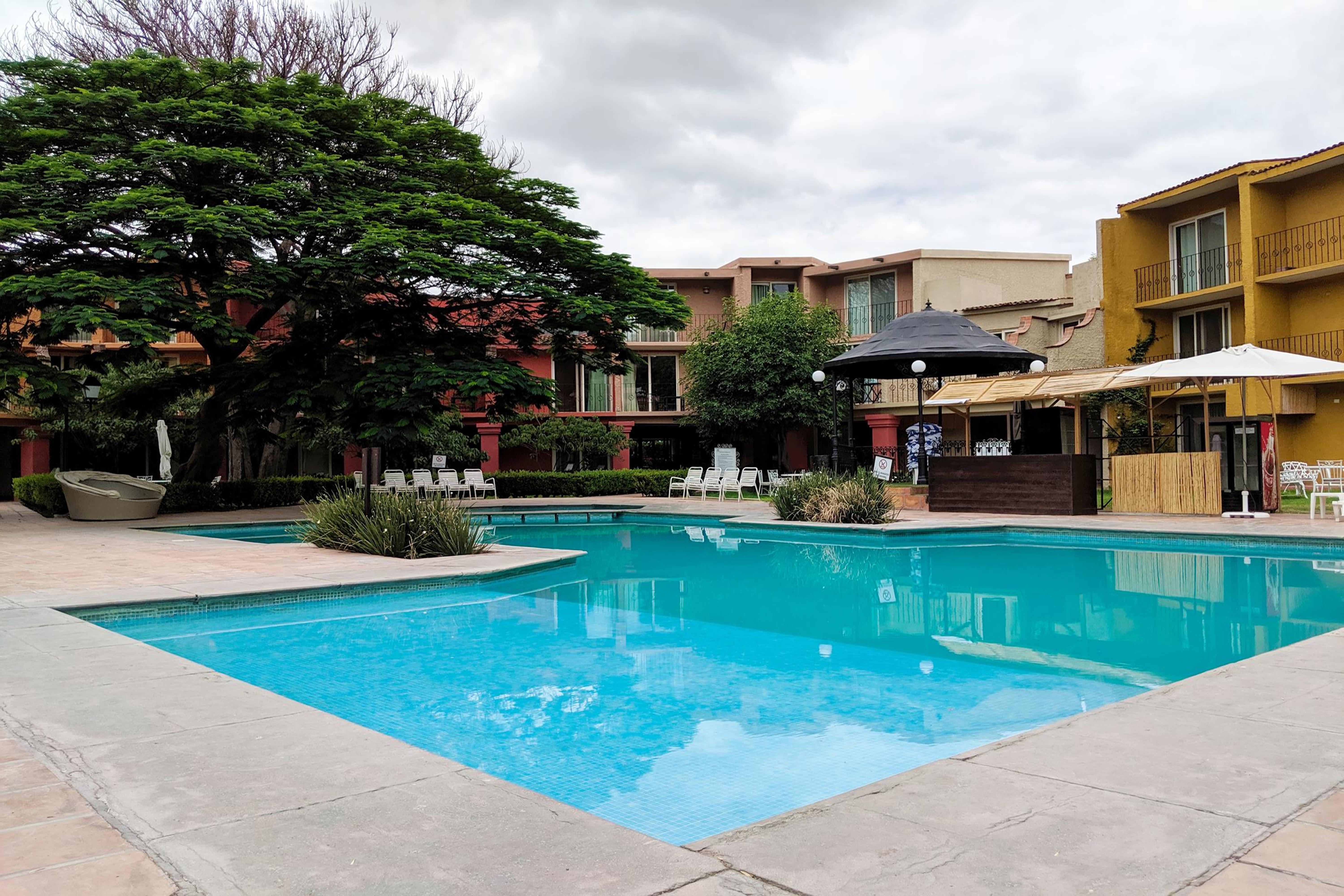 Real De Minas San Miguel De Allende Buitenkant foto The pool at the hotel