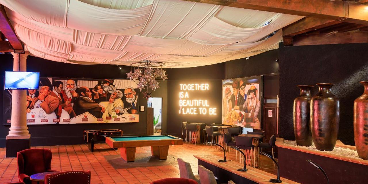 Real De Minas San Miguel De Allende Buitenkant foto The interior of the 2007-2010 location of the club